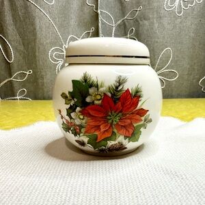 Vintage Christmas Ginger Jar Made in Sadler England Poinsettias